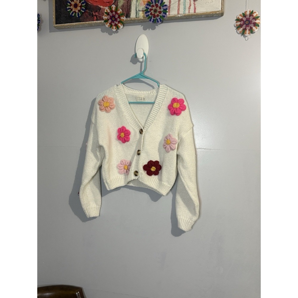 Dreamers by Debut  Daisy Cardigan Sweater  Size S Loose Fit Knit Crochet Tswift
